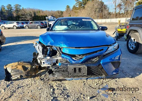 2020 Toyota Camry Xse z USA, uszkodzony, nr VIN 4T1K61AK3LU309760